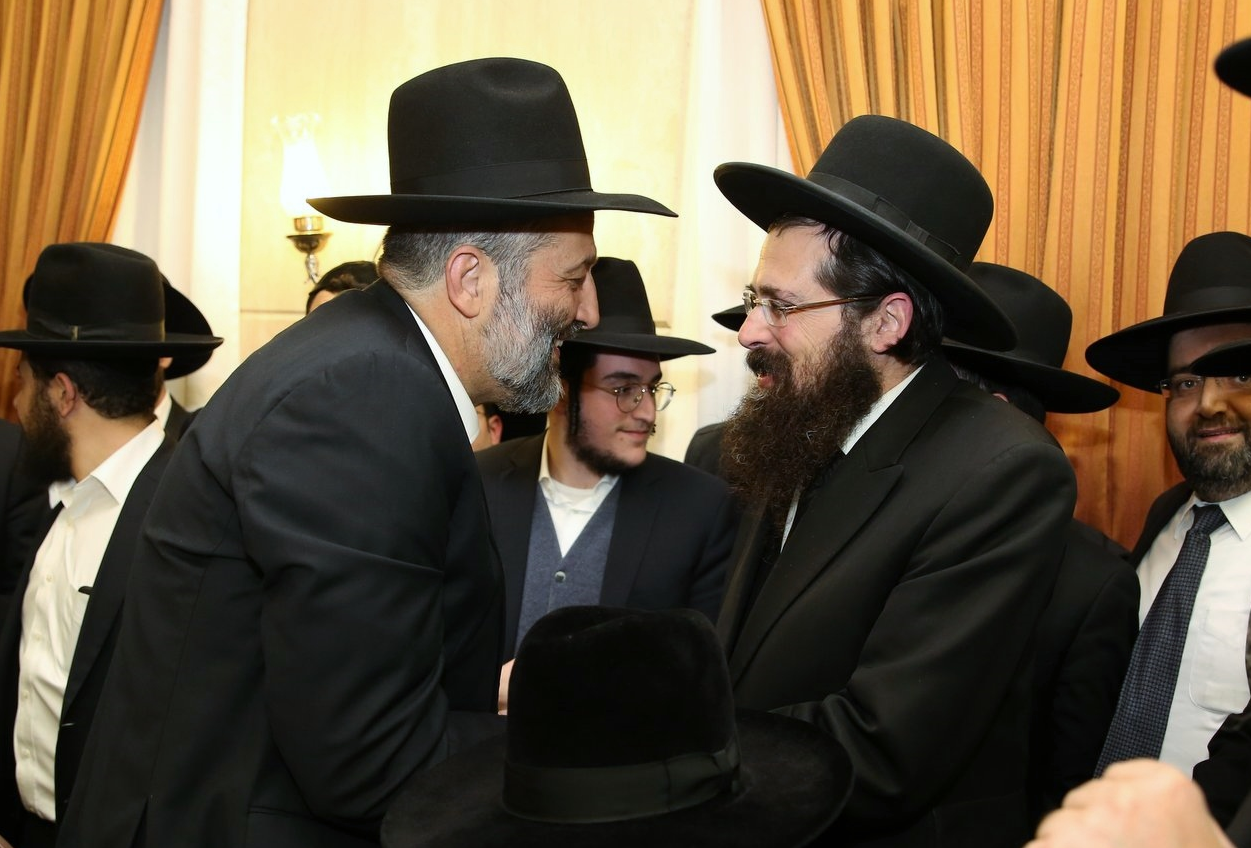 אריה דרעי וראש ישיבת מיר הרב אליעזר יהודה פינקל