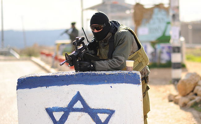 נשקים וכובעי גרב: כך שומרים על צומת גוש עציון