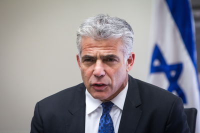 סקר מינה צמח: יאיר לפיד מזנק ל -18 מנדטים, ש"ס נחלשת ויהדות התורה מתחזקת