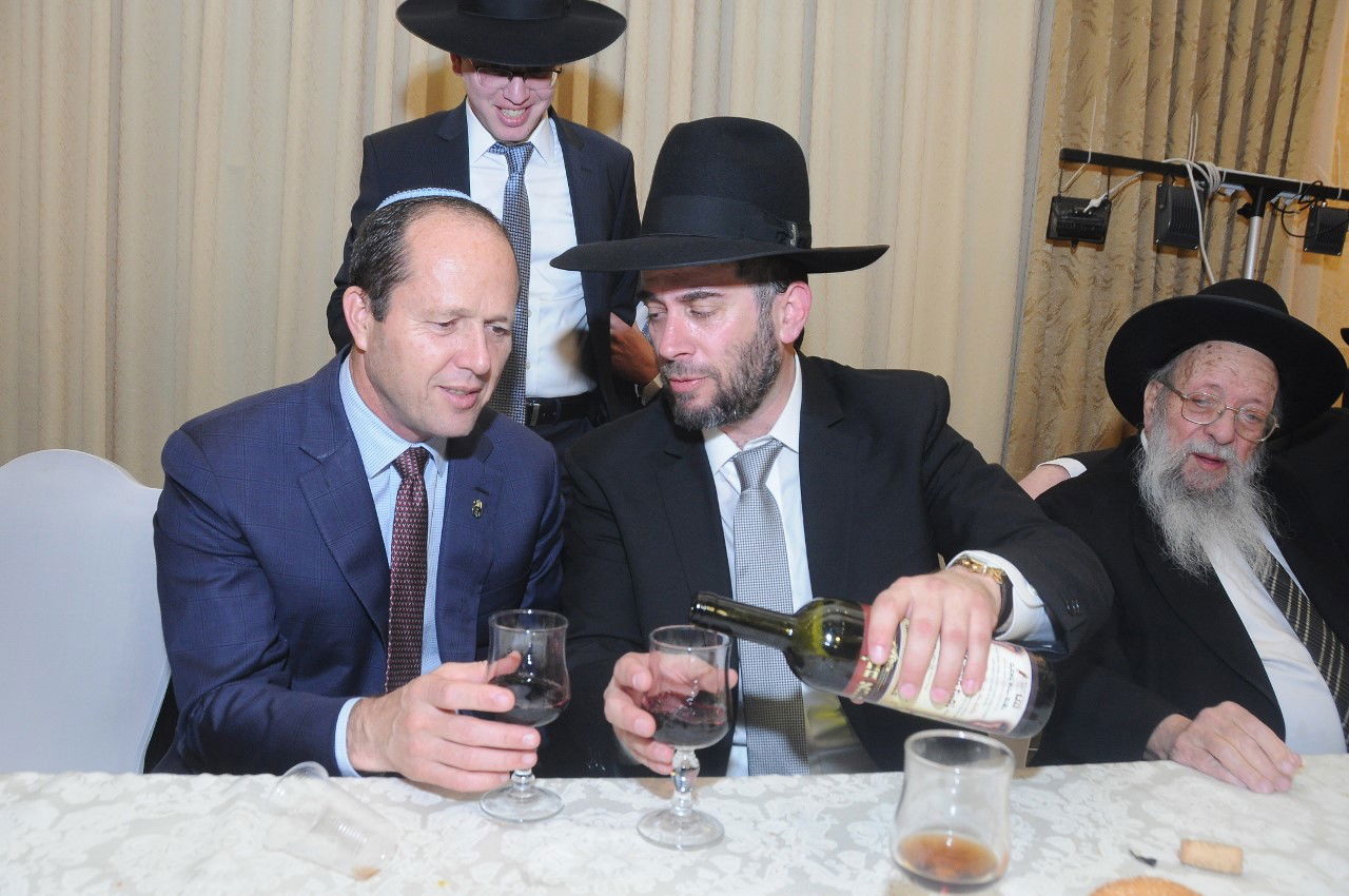 כל המי ומי בחתונת בתו של ישראל קלרמן. צפו