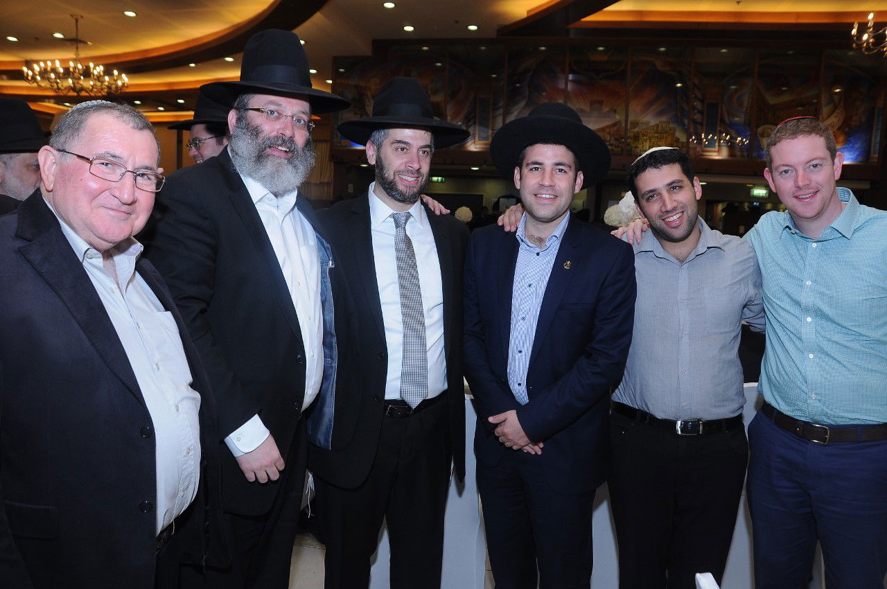 כל המי ומי בחתונת בתו של ישראל קלרמן. צפו