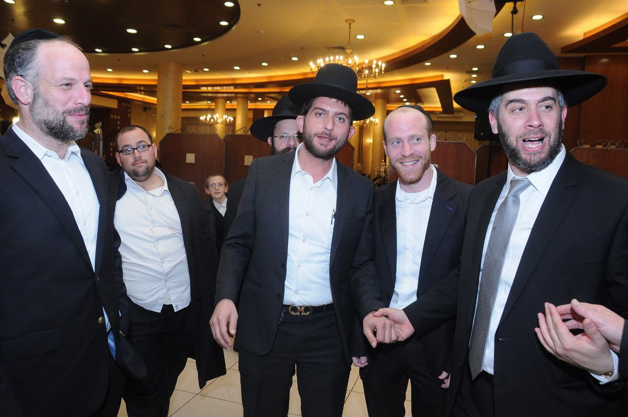 כל המי ומי בחתונת בתו של ישראל קלרמן. צפו