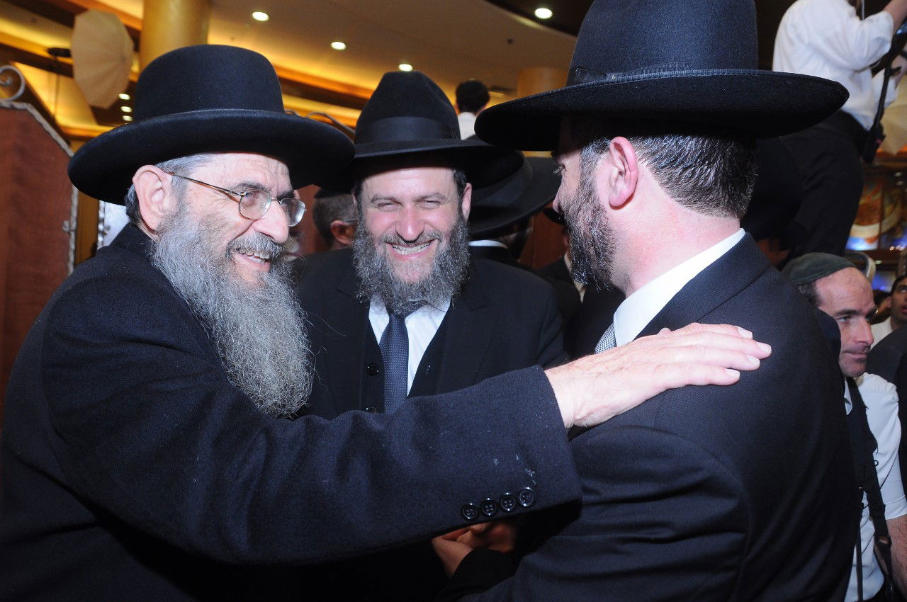 כל המי ומי בחתונת בתו של ישראל קלרמן. צפו