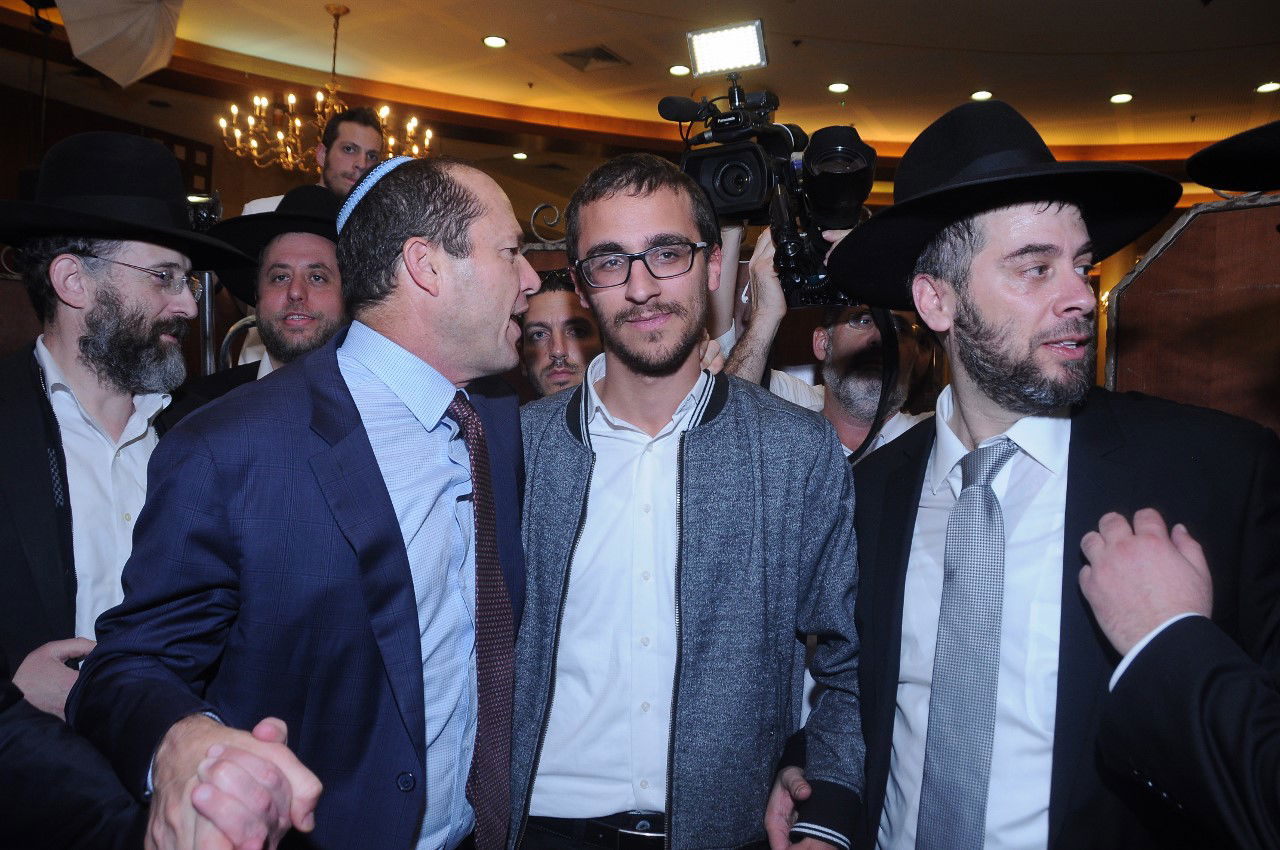 כל המי ומי בחתונת בתו של ישראל קלרמן. צפו