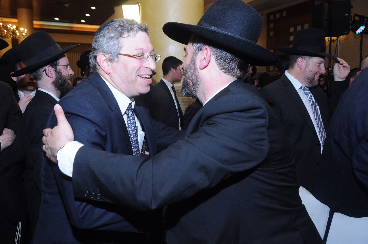 כל המי ומי בחתונת בתו של ישראל קלרמן. צפו