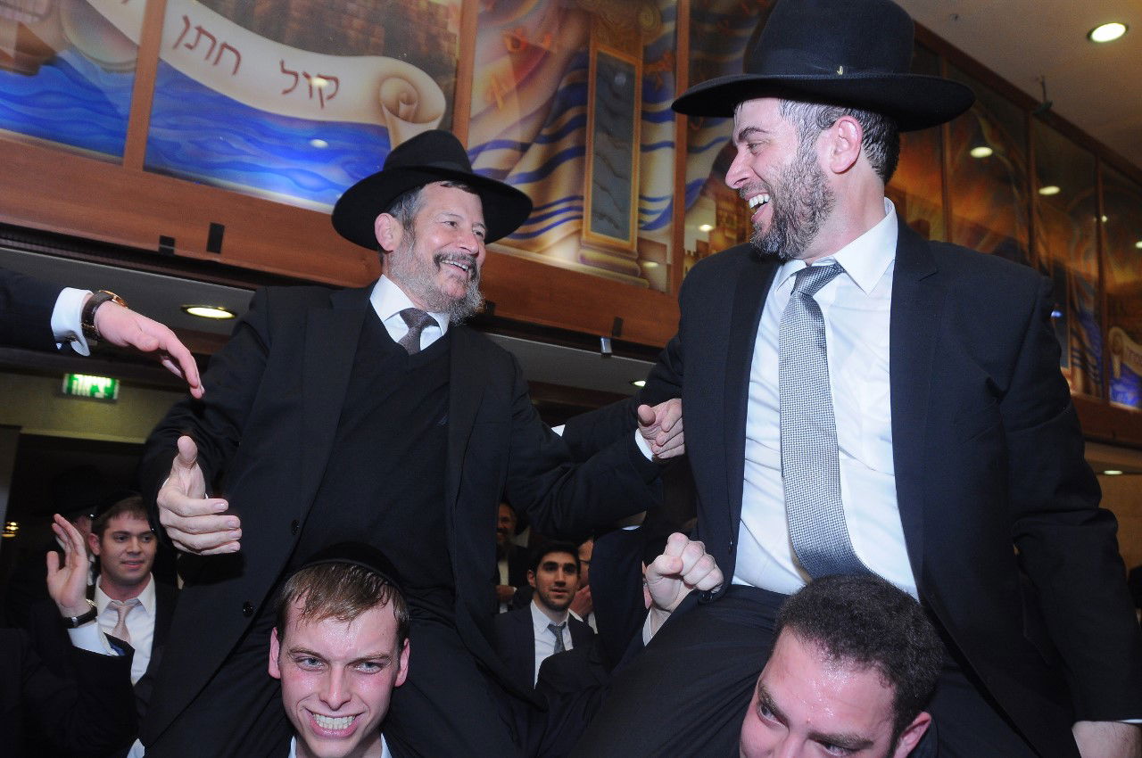 כל המי ומי בחתונת בתו של ישראל קלרמן. צפו