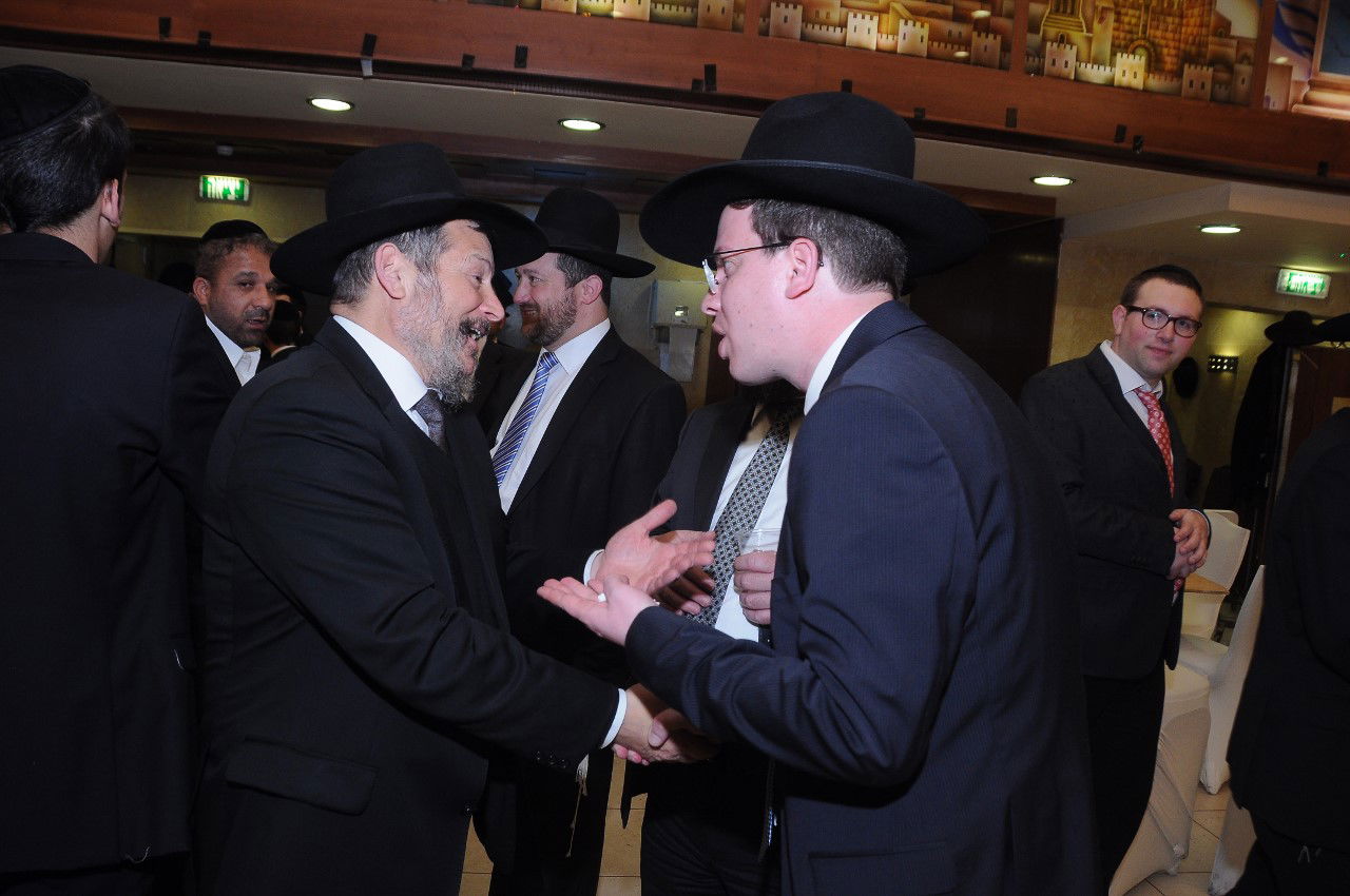 כל המי ומי בחתונת בתו של ישראל קלרמן. צפו