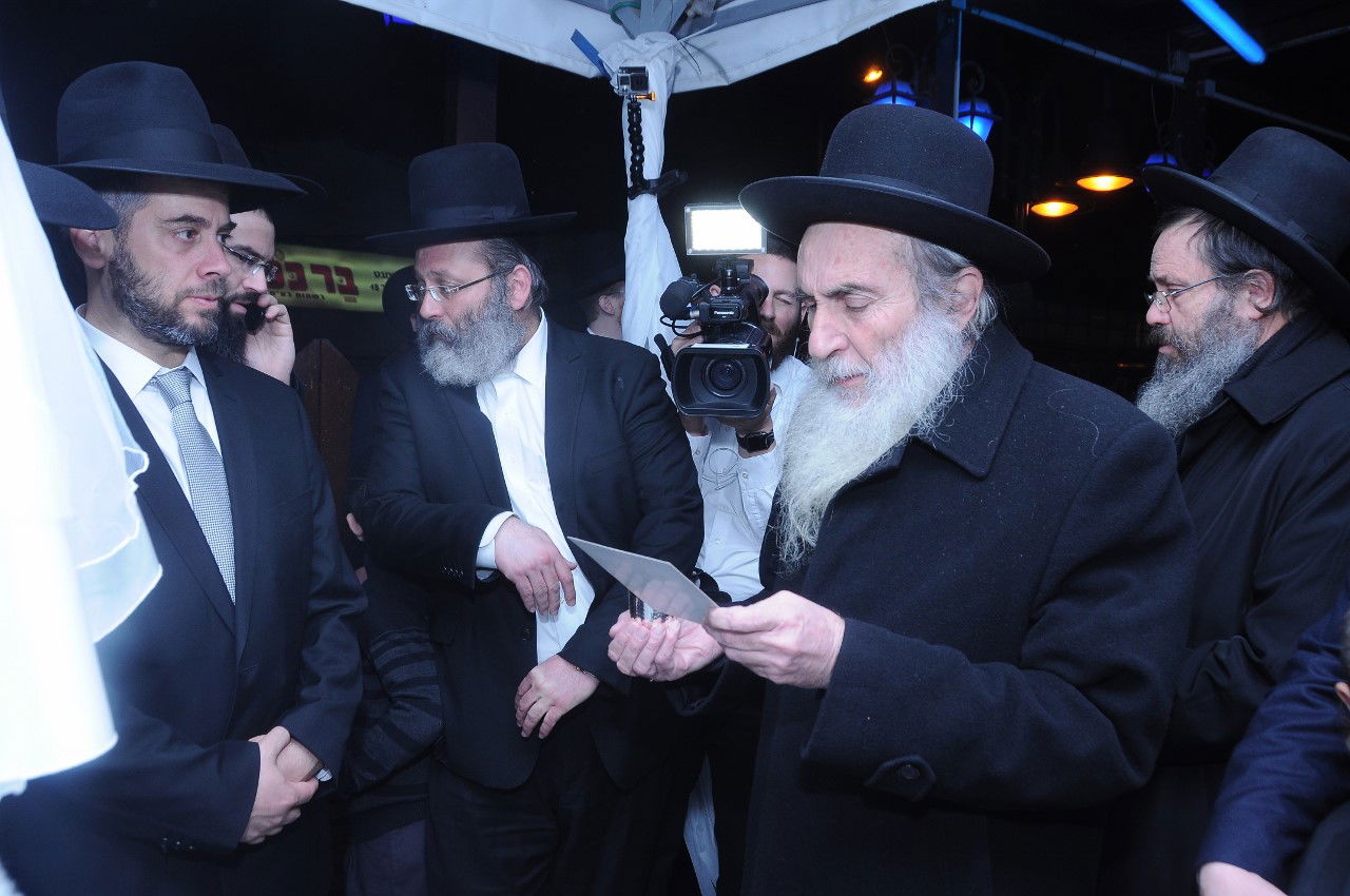 כל המי ומי בחתונת בתו של ישראל קלרמן. צפו