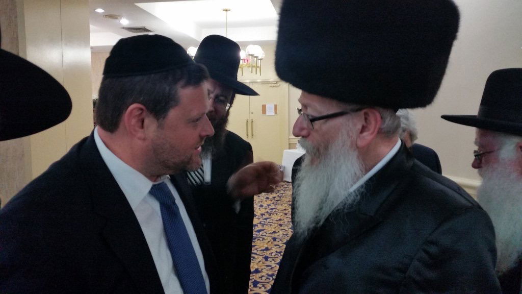 ליצמן חגג בארה"ב את הישגי החרדים. תיעוד