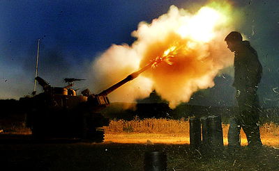 מטען הופעל על רכב צה"ל בגבול לבנון, צה"ל השיב בירי פגזים