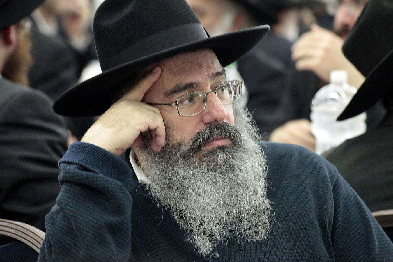 שנה לפטירת רבו של כפר חב"ד הגרמ"ש אשכנזי זצ"ל • גלריה