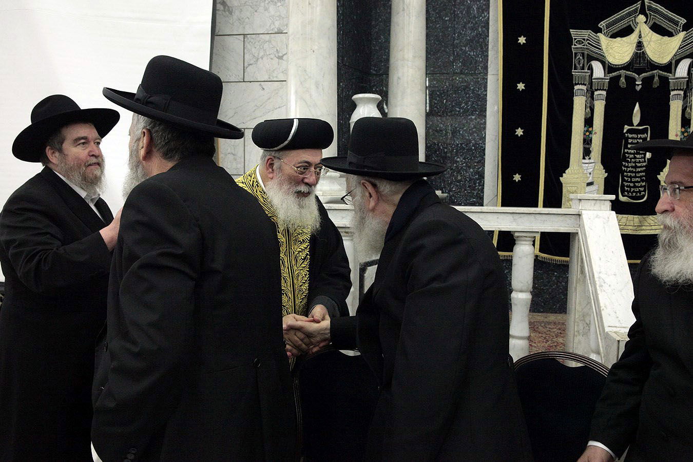 שנה לפטירת רבו של כפר חב"ד הגרמ"ש אשכנזי זצ"ל • גלריה