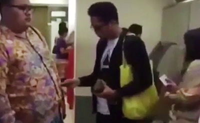 אמיתי או מבוים? האדם שהתבלבל בין כספומט לבטן