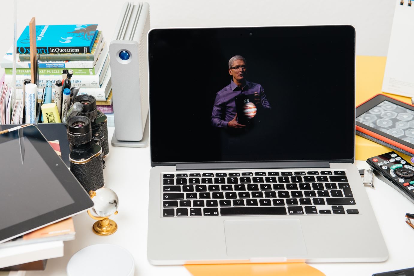 נחשף: זה השכר שמקבל מנכ"ל אפל טים קוק