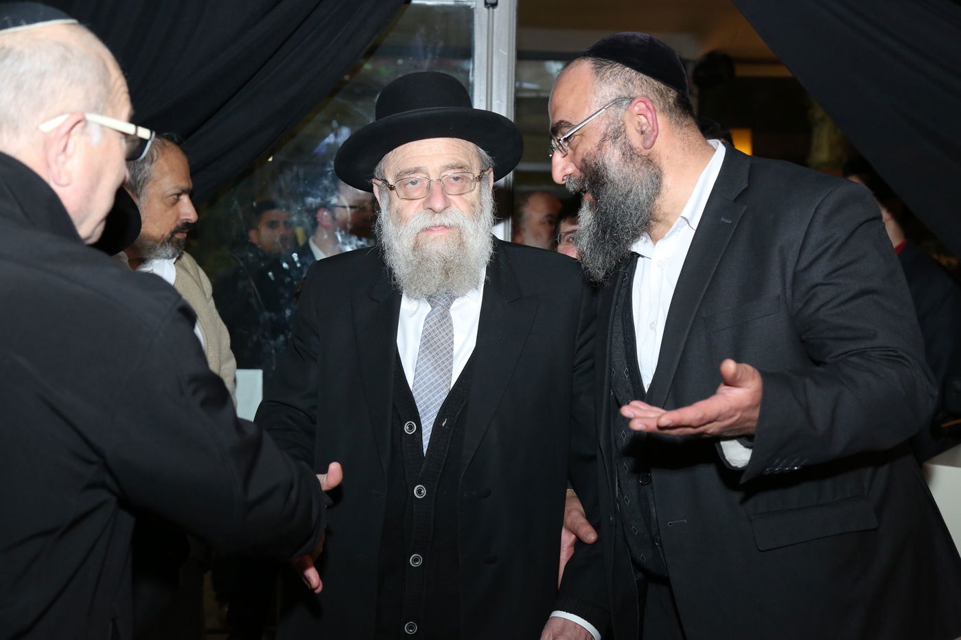 מאות השתתפו בהילולא לציון עשור להסתלקות הרב כדורי