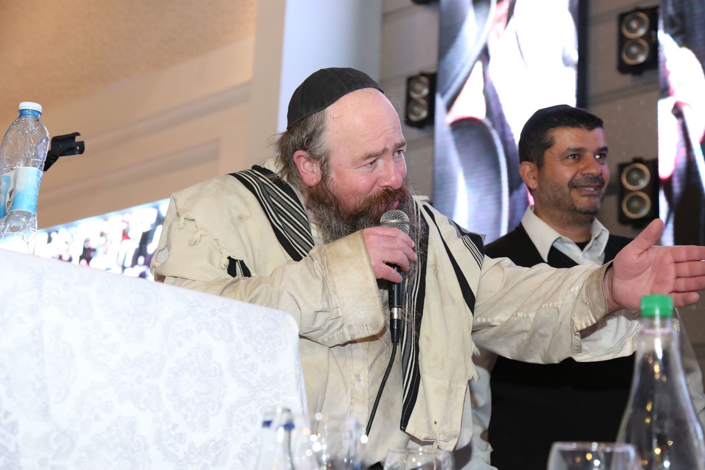 מאות השתתפו בהילולא לציון עשור להסתלקות הרב כדורי