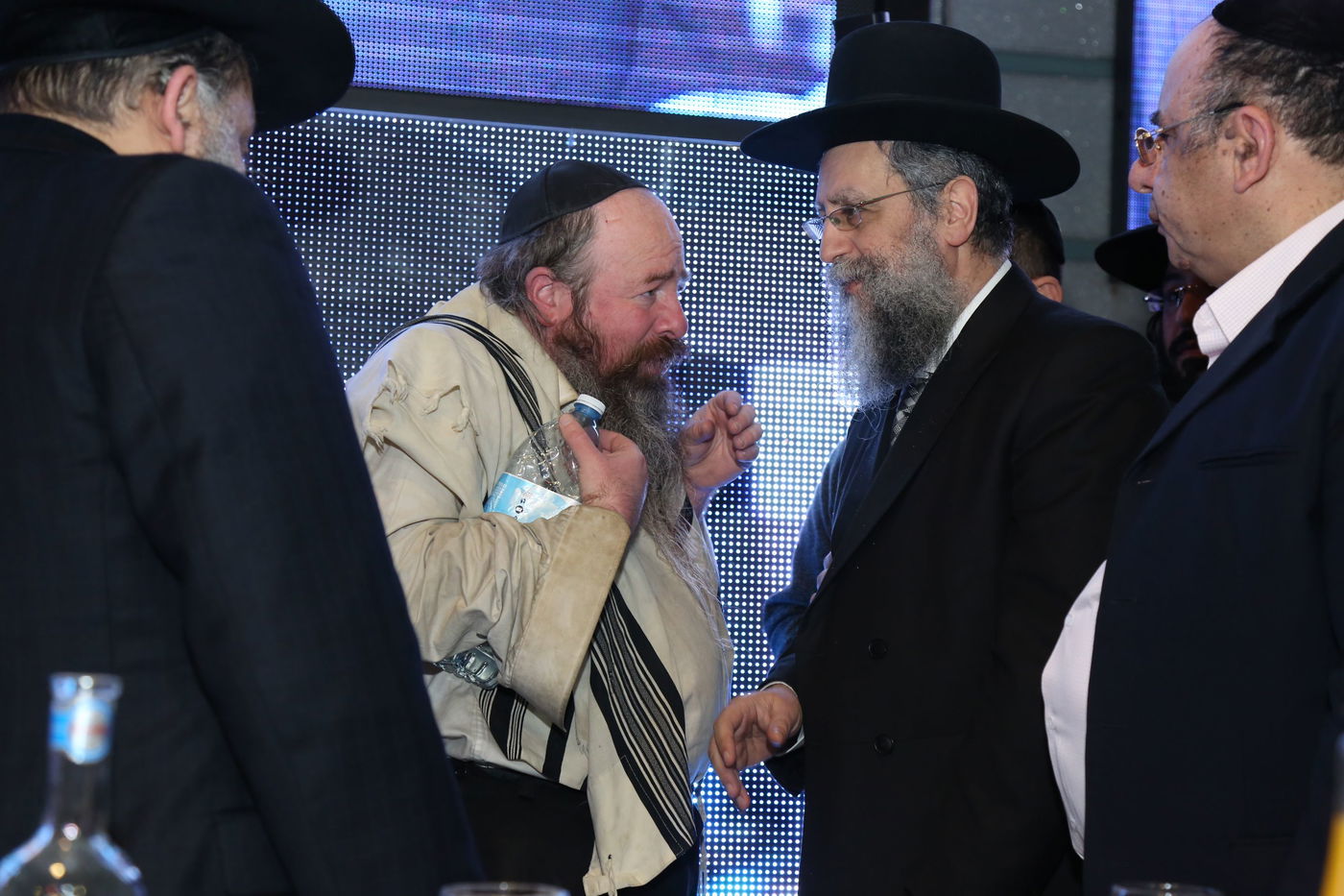 מאות השתתפו בהילולא לציון עשור להסתלקות הרב כדורי