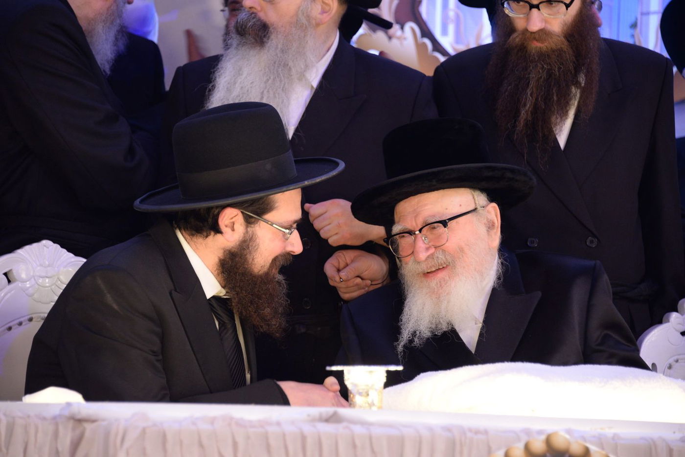 סקווירא איחדה את ארבעת הגיסים • תיעוד ענק