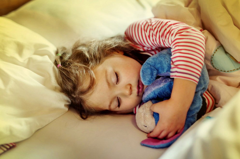 ככה זה מתחיל. ספר אישי שנכתב ועוצב במיוחד בשבילה!