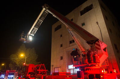 השריפה במשרדי בצלם