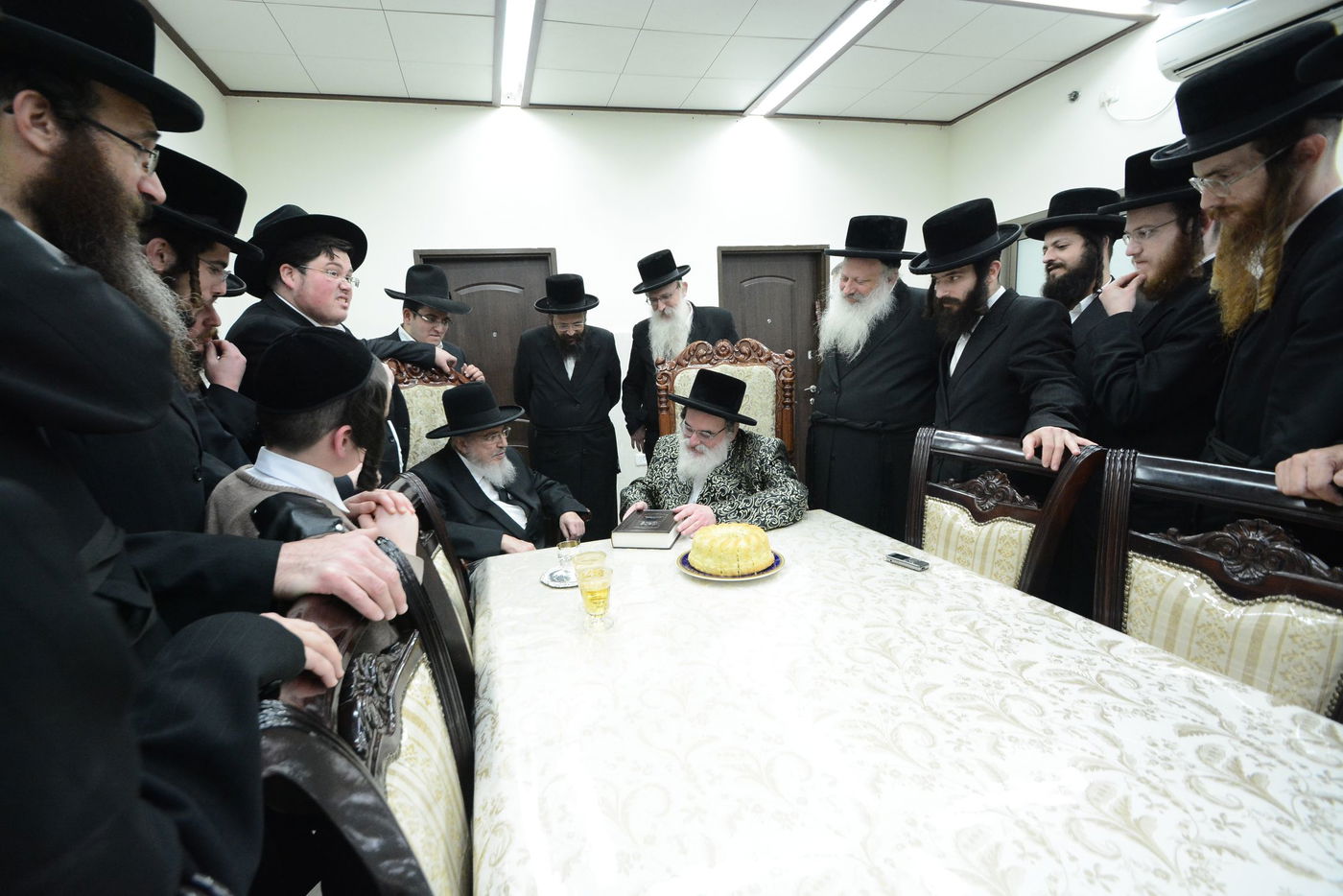 הגרב"מ אזרחי בביקור אצל גדולי ישראל • גלריה