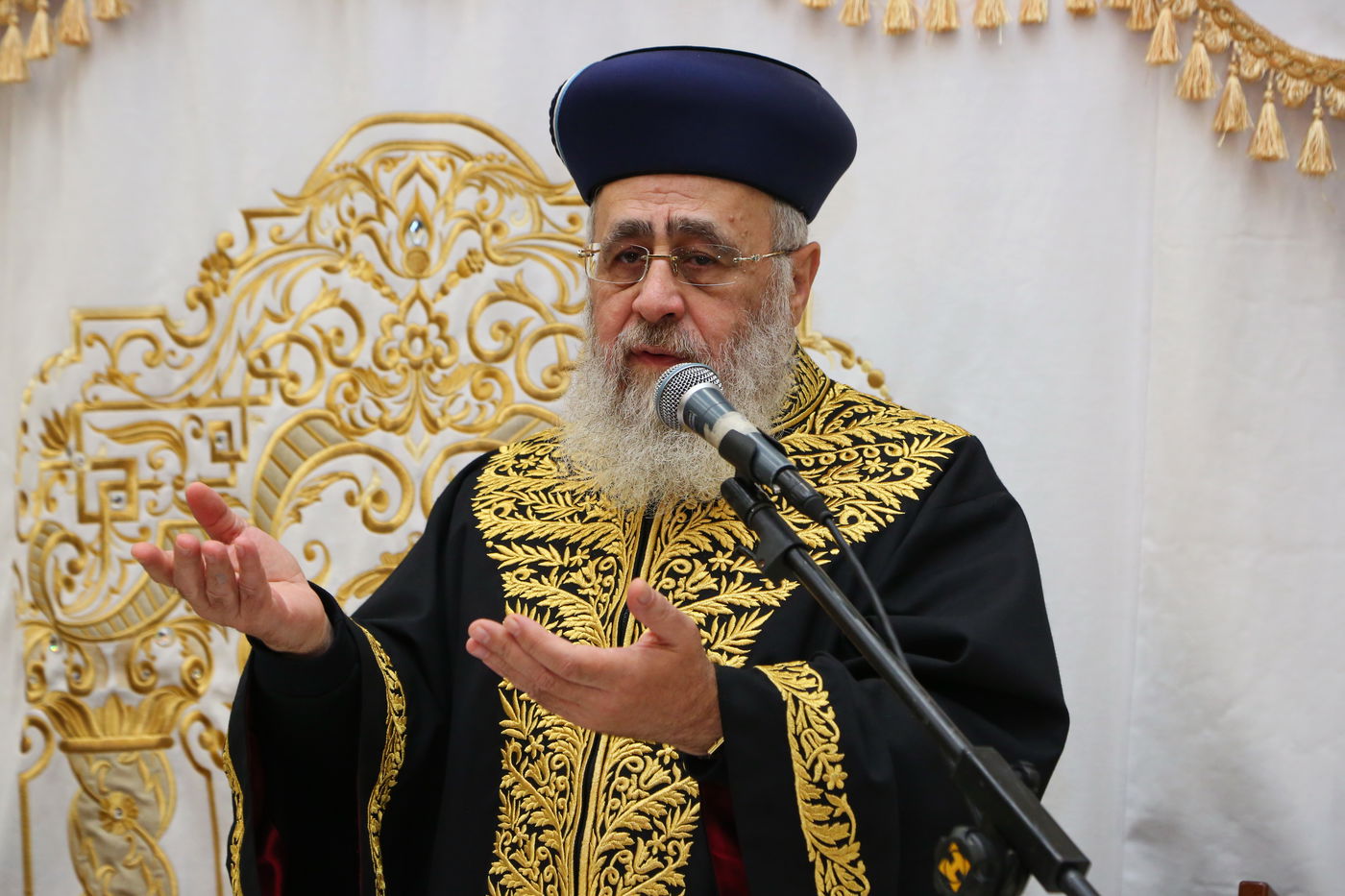 אזכרה לנכד משה אבוטבול; הגר"ר אלבז: "אייפון - ירייה במח"