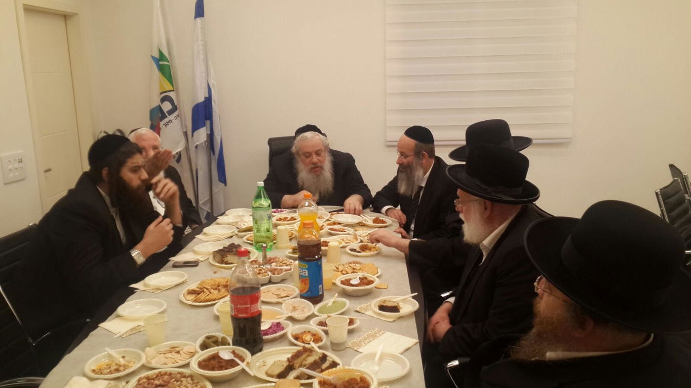 ראשי הערים מתכנסים