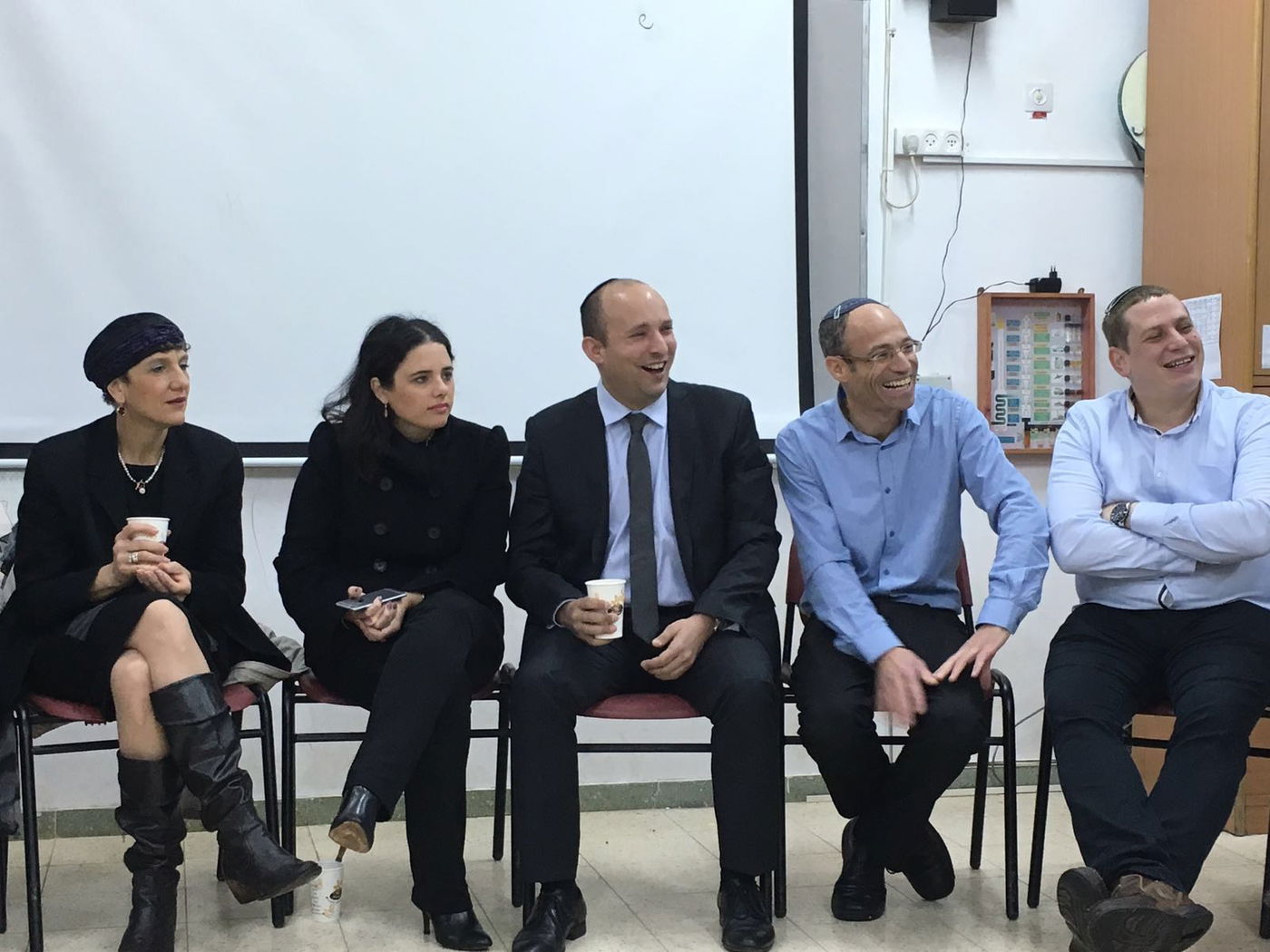 תמונות: בנט ושקד נטעו עצים בגוש עציון