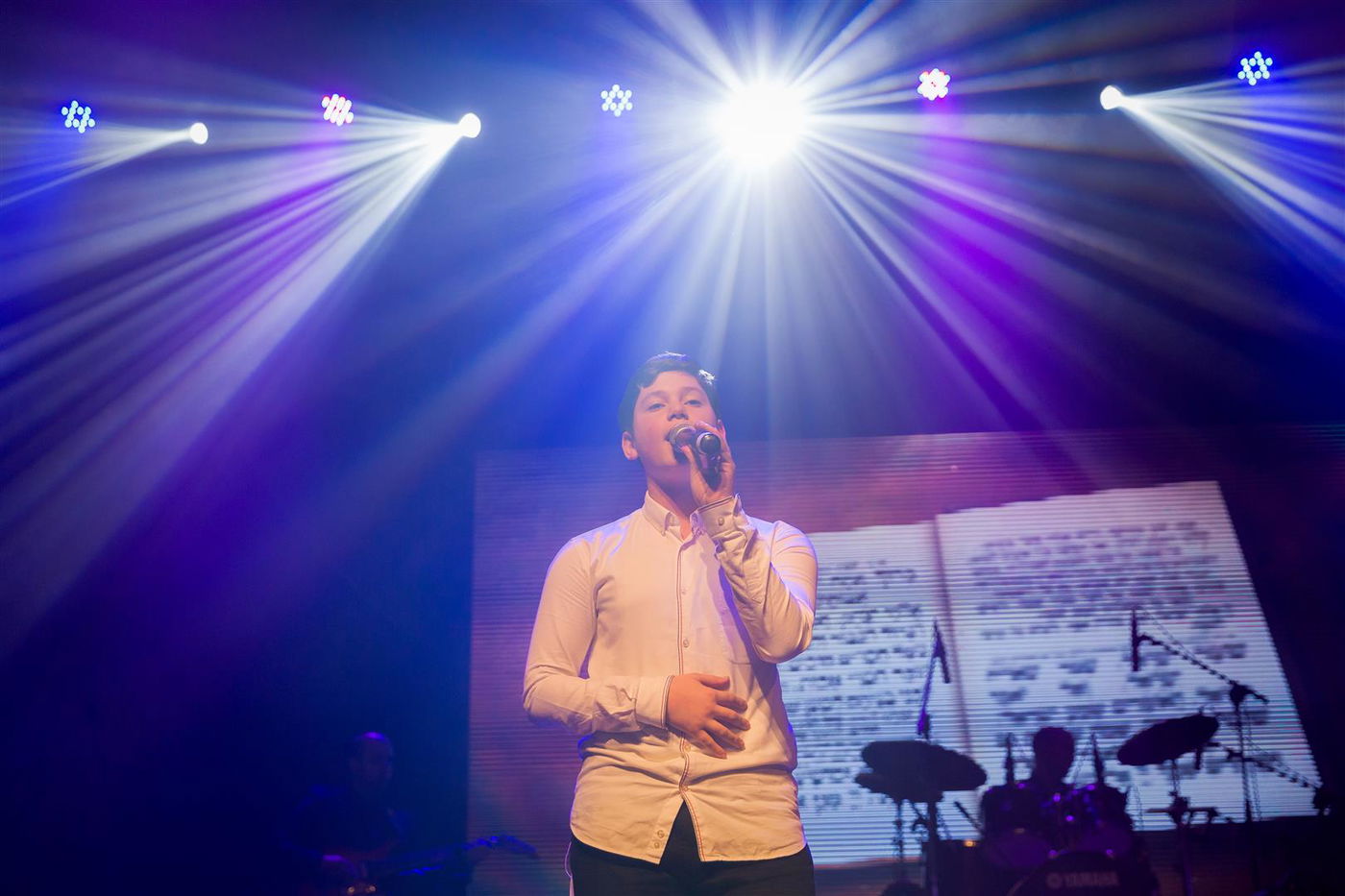 צפו בגלריה: מי הגיע להצדיע לישי לפידות?