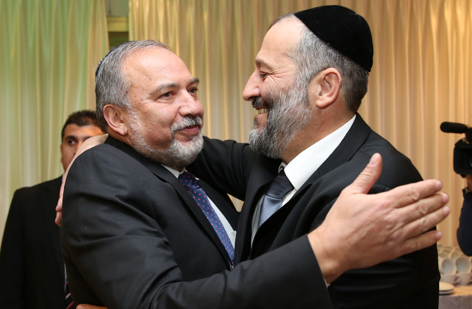 חייבים להיפרד. אביגדור ליברמן ואריה דרעי