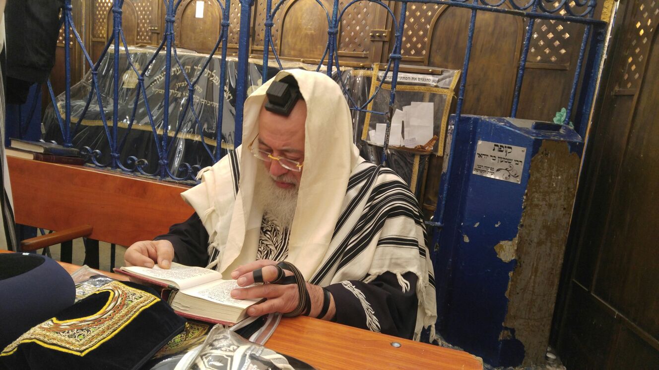 הראשל"צ הגאון רבי שלמה משה עמאר בציון הרשב"י במירון