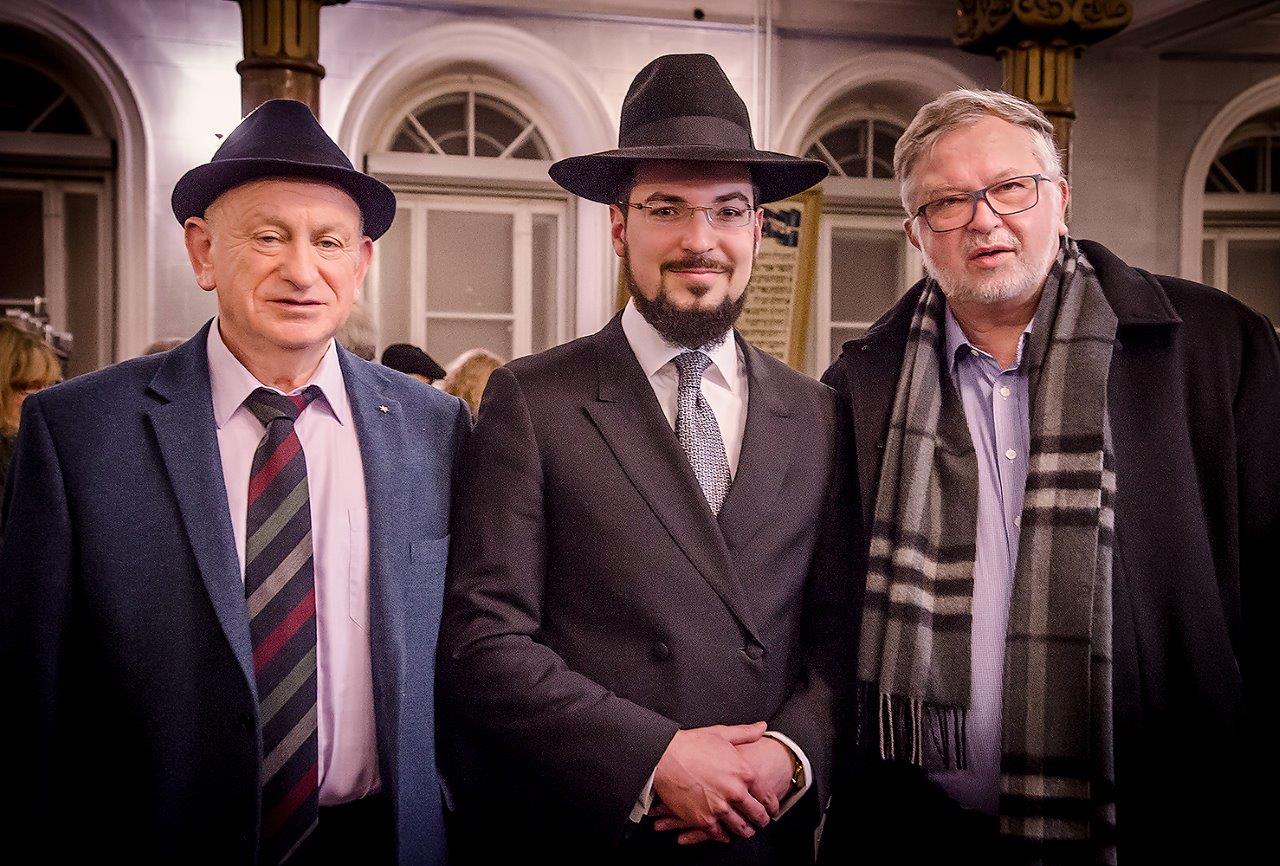 הרב איזקסון