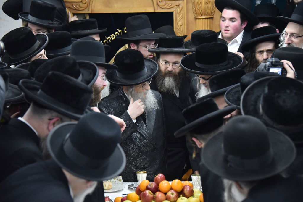 התקבל בתשאול בשדה התעופה: תיעוד ראשון ממסע סאטמר