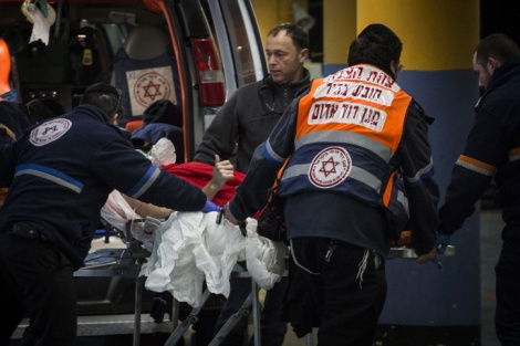 מנדי ריבקין מפונה לשערי צדק