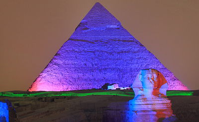 מיליוני צפיות לגרמני שטיפס על פירמידת ענק במצרים