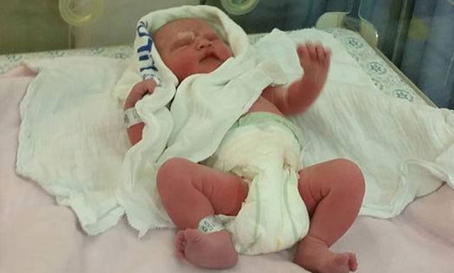 התינוקת תאיר הדר ארבוס תחי'