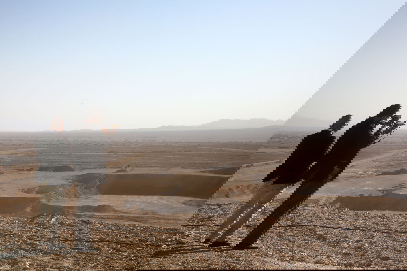 הגדר שתגן על ישראל "מפני חיות הטרף". צפו בתמונות