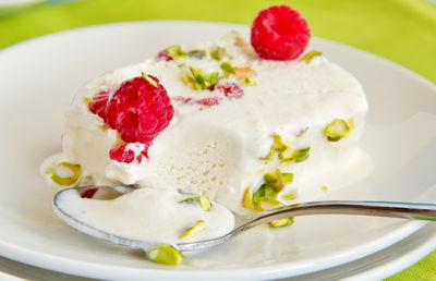 קינוח אישי מתוק. סמיפרדו