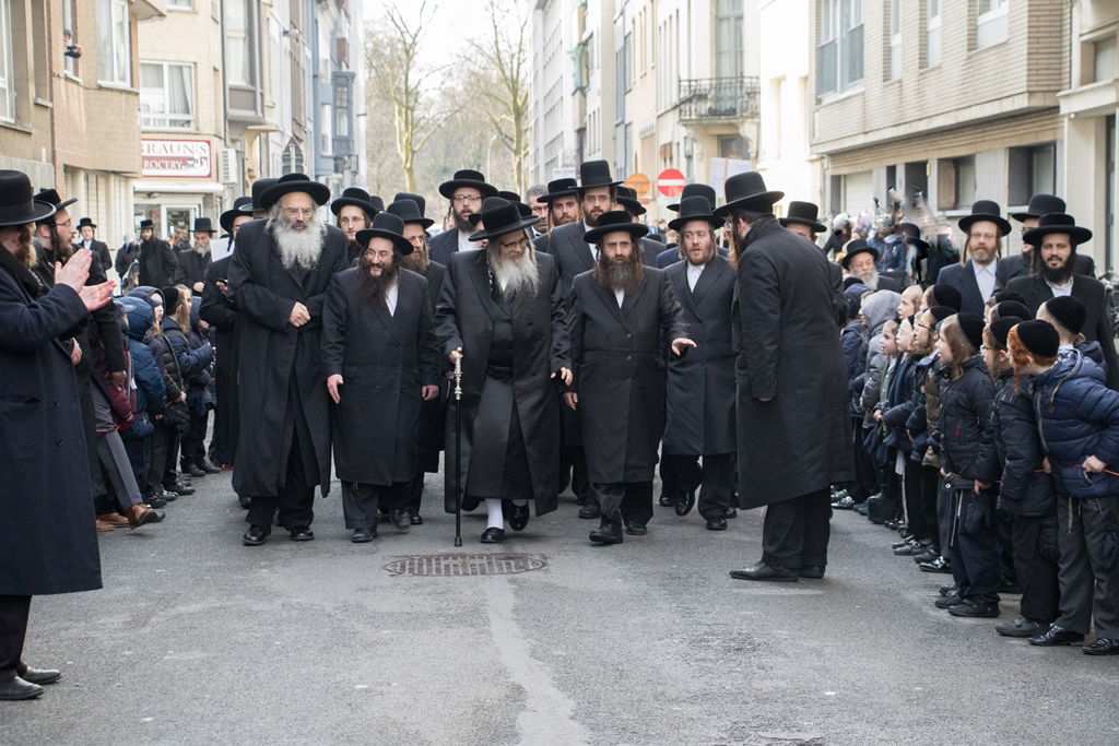 גלריה: האדמו"ר מסאטמר קפץ לביקור בזק באנטוורפן