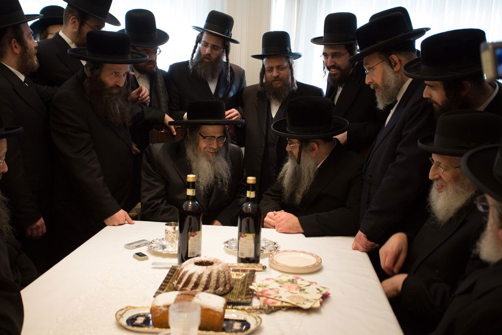 גלריה: האדמו"ר מסאטמר קפץ לביקור בזק באנטוורפן