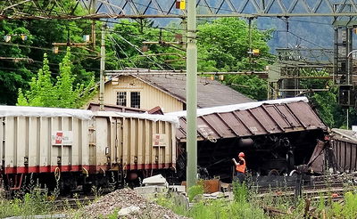 רכבת ענק נכנסה במשאית ולכולם ברור מי אשם בתאונה