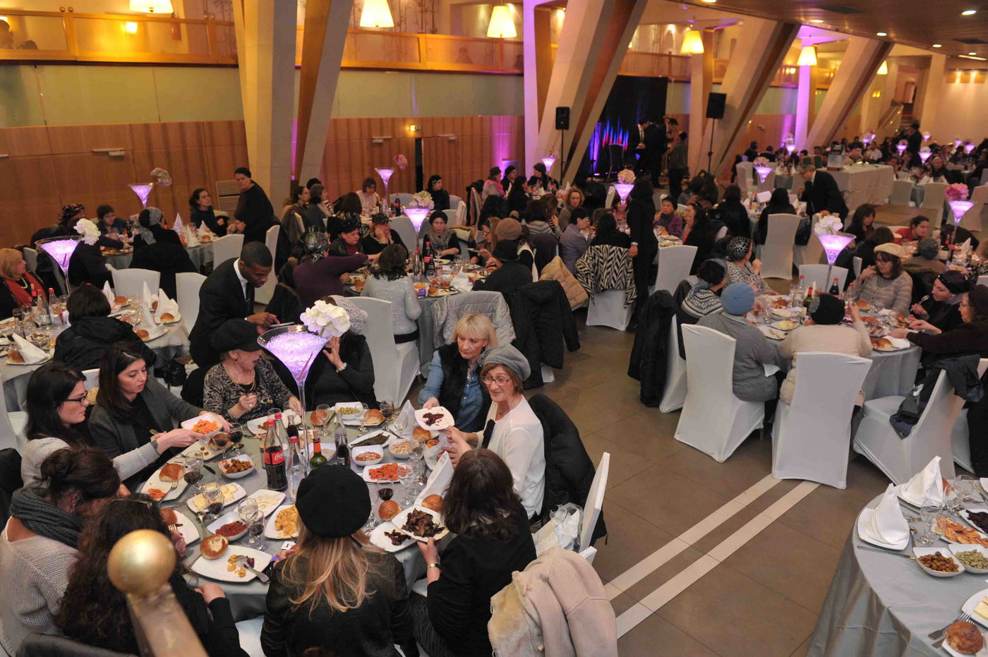 גלריה: הכנסת ספר תורה לזכר נרצחי הטבח בהיפר-כשר בפריז