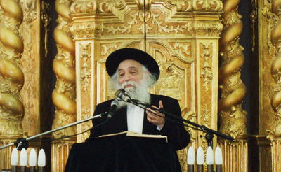 הגרח"ש ליבוביץ זצ"ל במסירת שיעור בפוניבז'