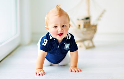 חמודי, אפשר רגע את המגבונים שלך? תודה!