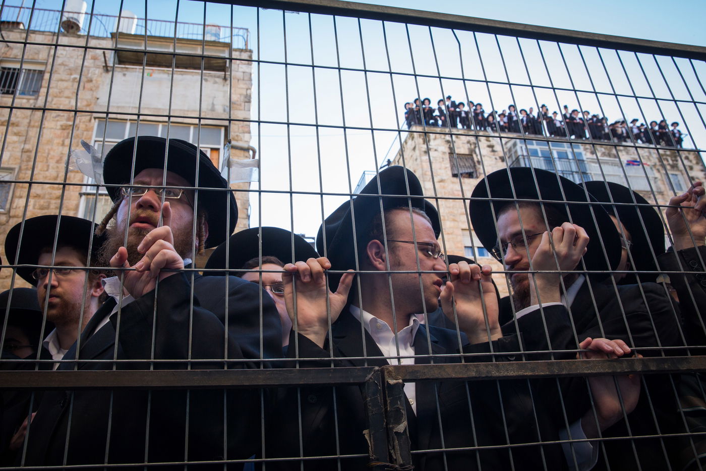 בדמע וכאב: אלפים נפרדו מראש ישיבת פוניבז'