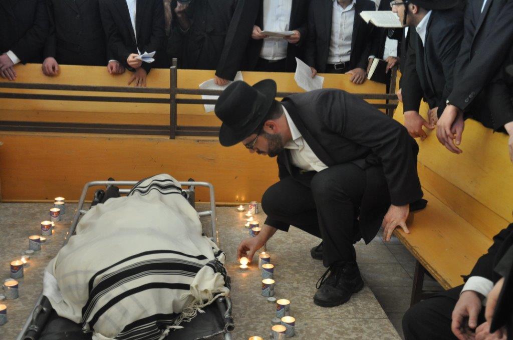 תיעוד מקיף: אלפים בהלווית ראש הישיבה הגרח"ש ליבוביץ זצ"ל