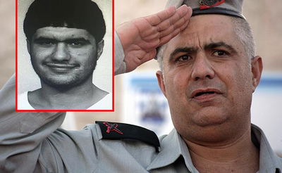 דובר צה"ל מוטי אלמוז ובצעירותו