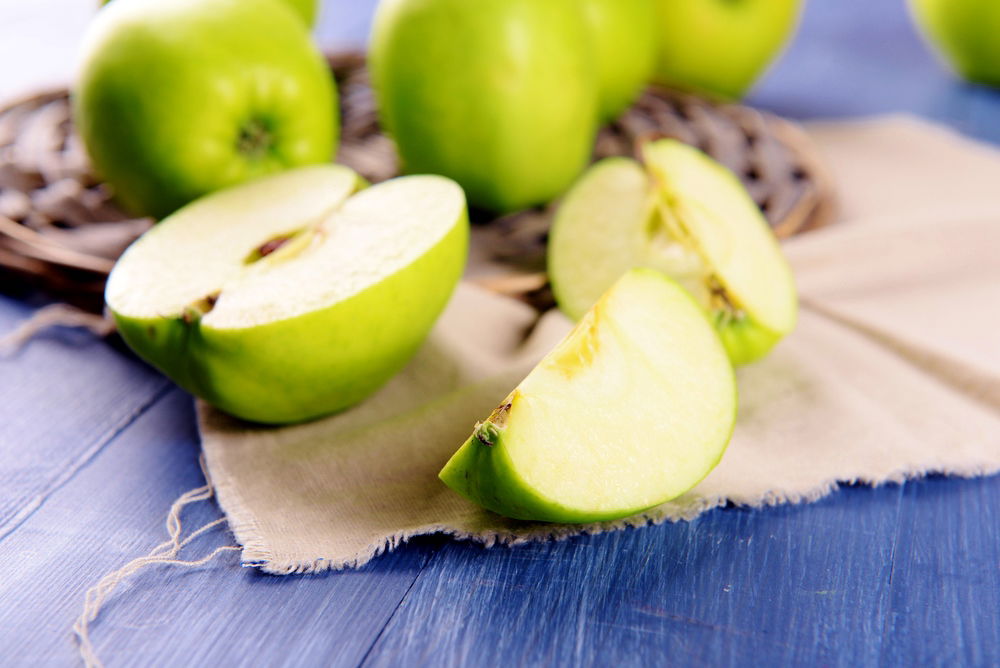 פרוסות התפוח השחירו? יש מה לעשות