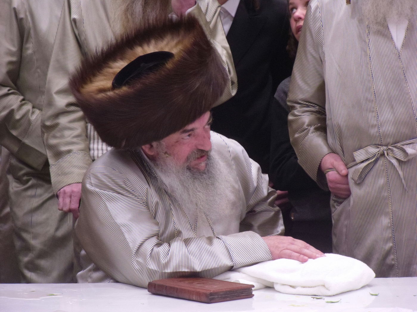 האדמו"ר מלעלוב שבת בביתר עילית • גלריה