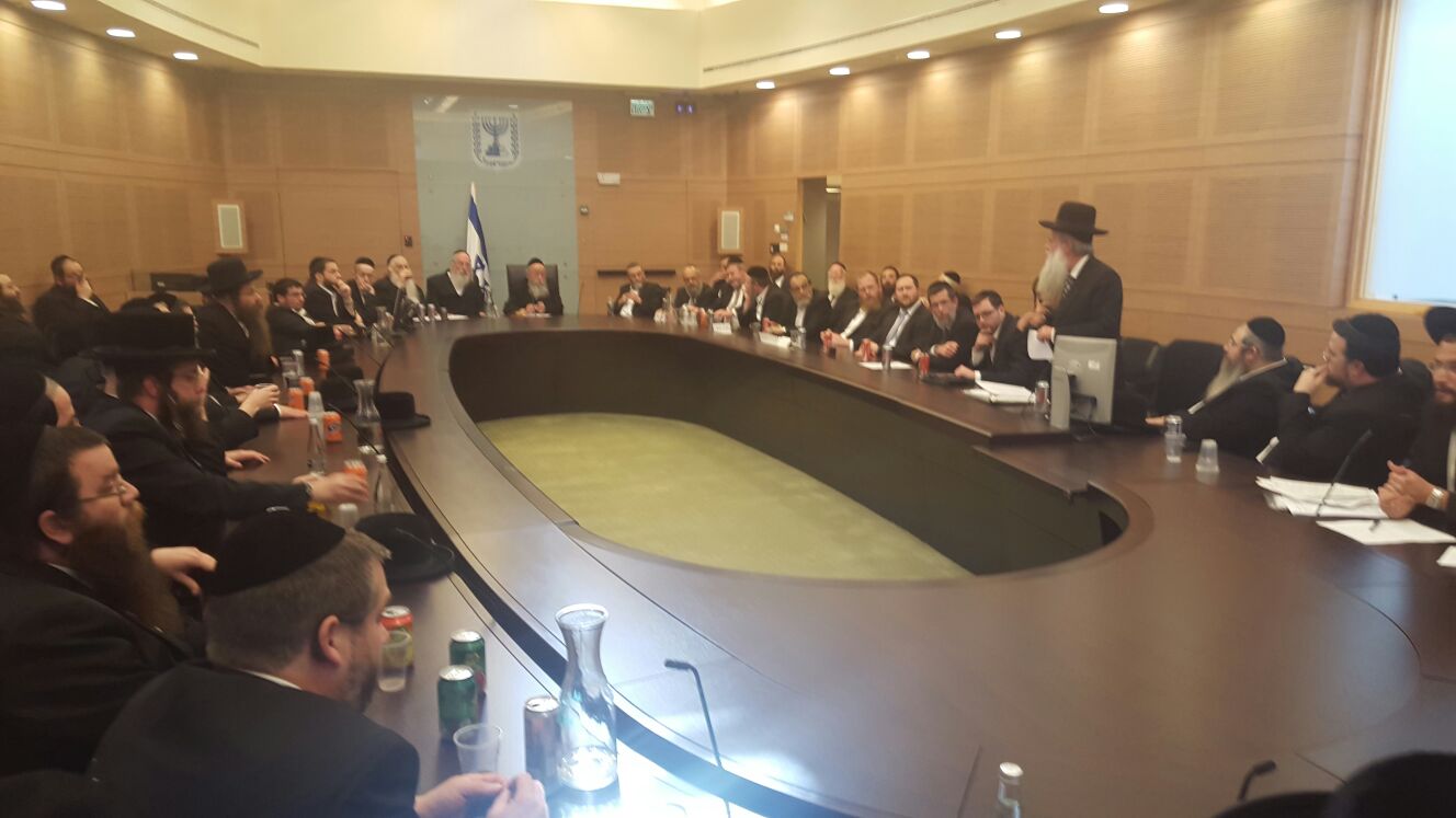 מנהל חיידר: "אנו סובלים מפקידונים אנטישמיים שונאי ישראל"